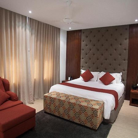Lakshmi Luxury Villas, Walk To The Beach And Seminyak Shopping Ngoại thất bức ảnh