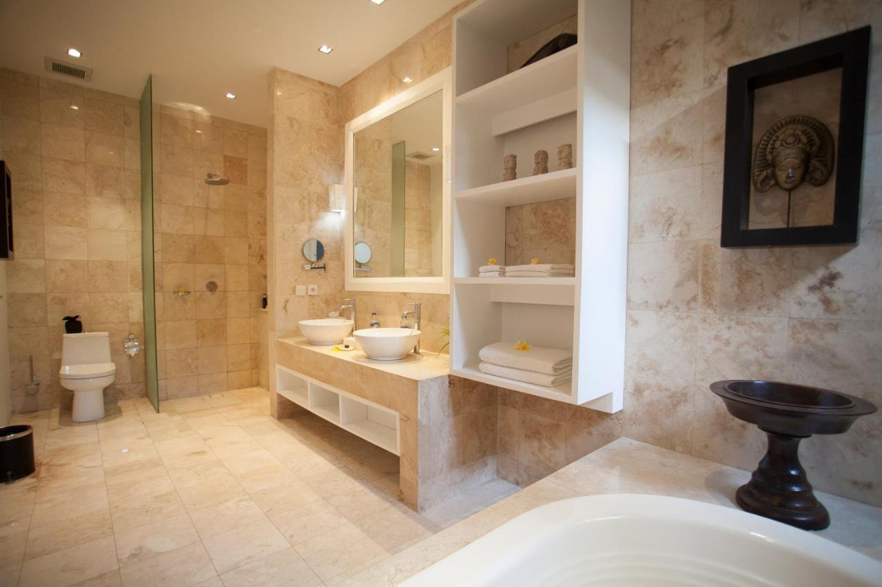Lakshmi Luxury Villas, Walk To The Beach And Seminyak Shopping Ngoại thất bức ảnh